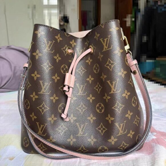 LOUIS VUITTON Monogram NeoNoe Bucket Bag in Pink - Picture 1 of 9